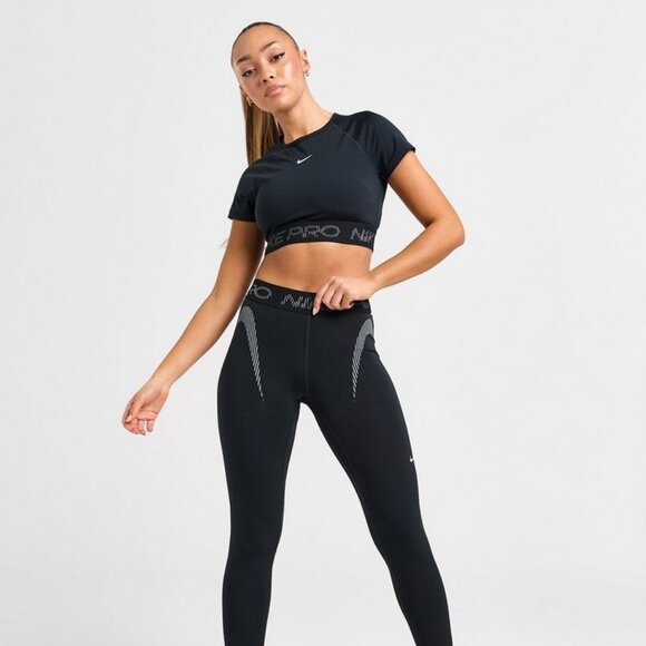 Nike Dri-FIT Cropped Graphic Short Sleeve Top - Picture 7 of 9